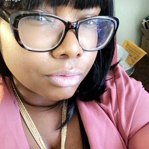 Meet your Posher, Jocelyn